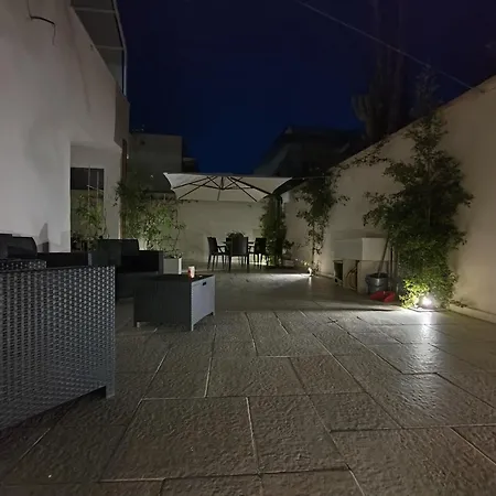 Casa Tizy Apartment Botrugno Exterior photo