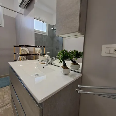 Casa Tizy Apartment Botrugno Exterior photo