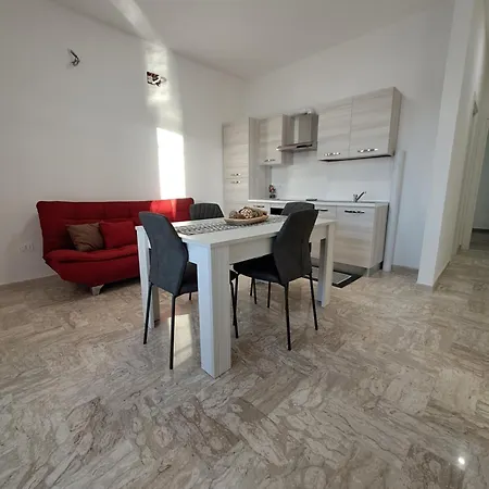 Casa Tizy Apartment Botrugno Exterior photo